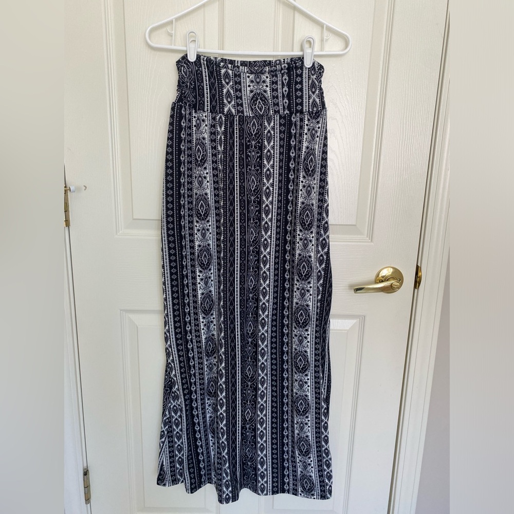 Patterned Maxi Skirt